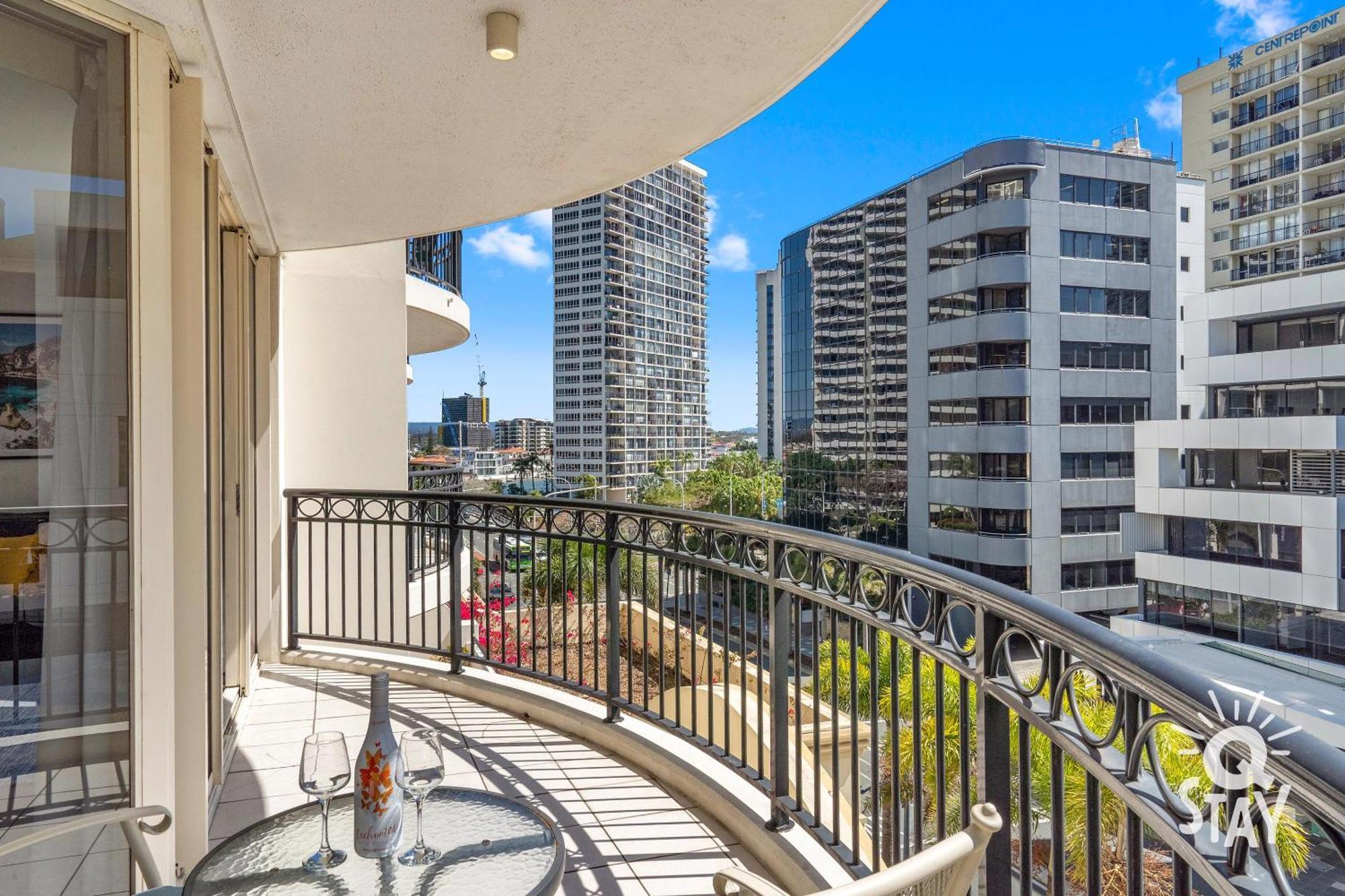 Chevron Renaissance Surfers Paradise Mid Week Madness Deal - Q Stay Gold Coast Exterior foto