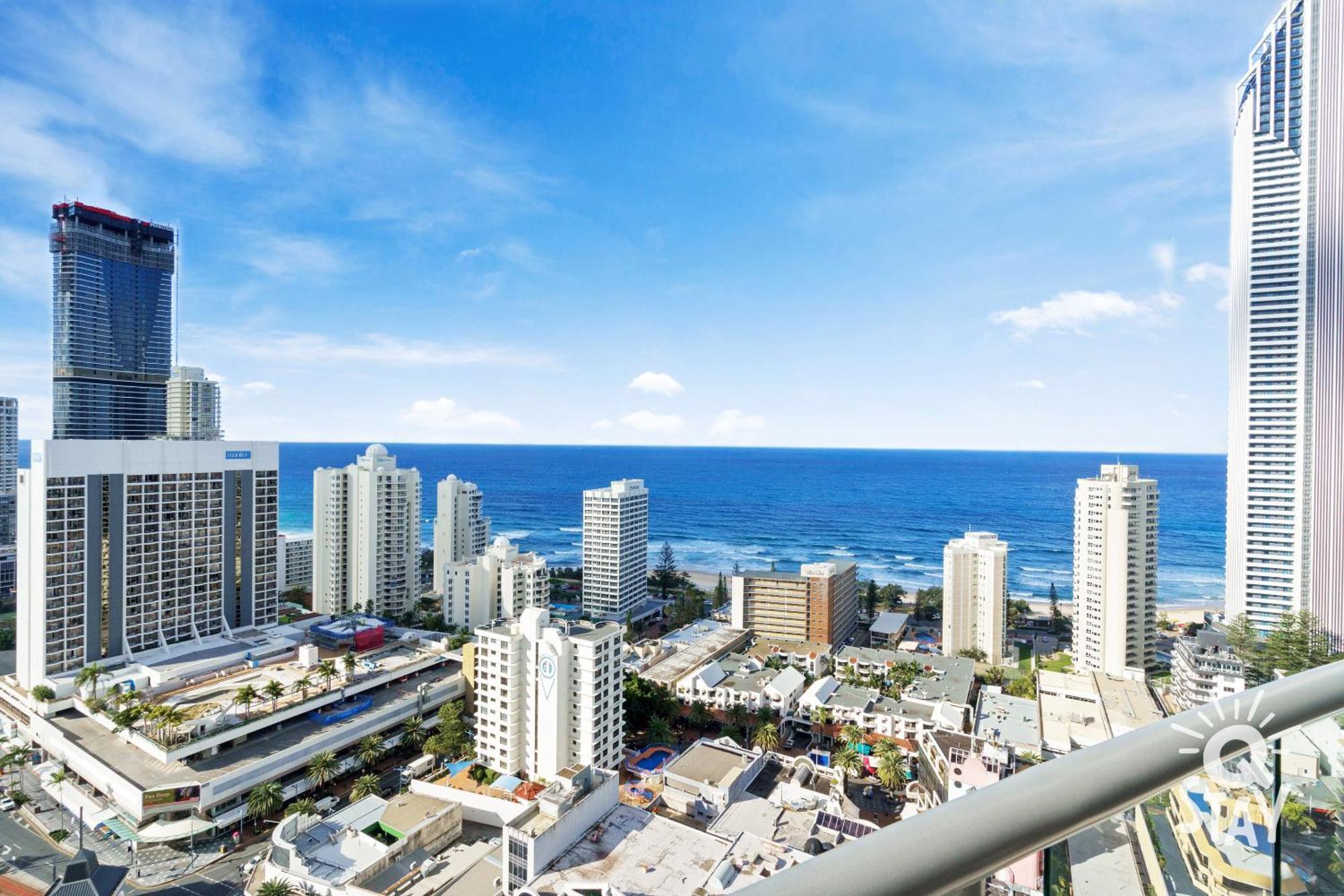 Chevron Renaissance Surfers Paradise Mid Week Madness Deal - Q Stay Gold Coast Exterior foto