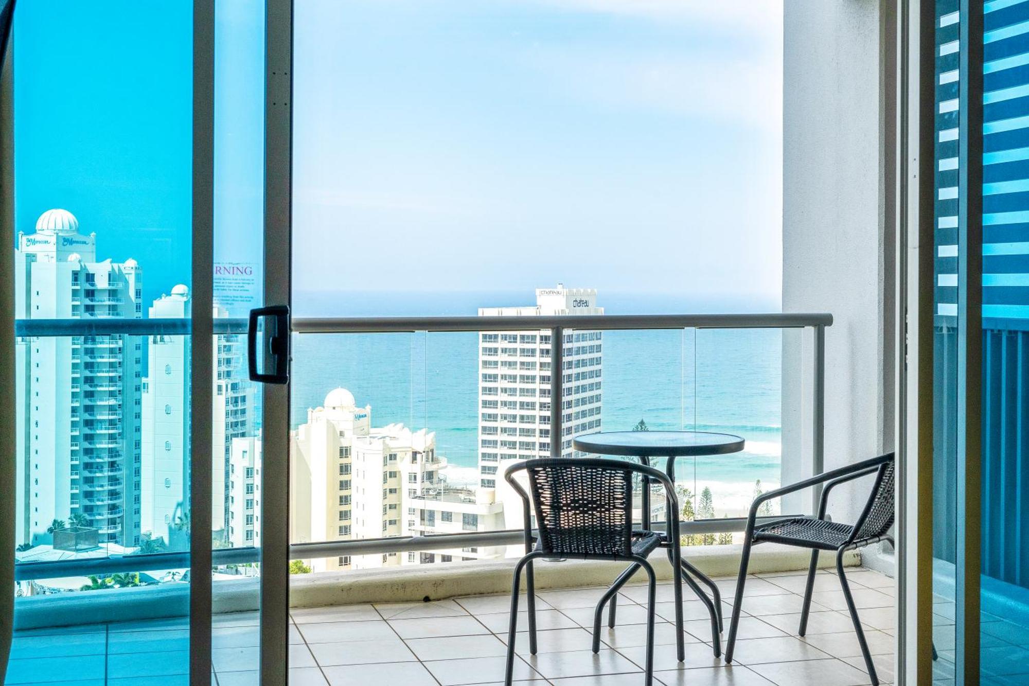 Chevron Renaissance Surfers Paradise Mid Week Madness Deal - Q Stay Gold Coast Exterior foto